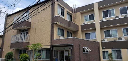 最高教育責任者（CLO）が考える　介護職員が自信を持って働けるキャリアパスとは -株式会社グリーンケア らくゆう会　メープルコートまつばら-