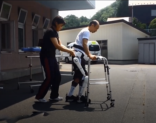 利用者様の満足度を向上！自立支援型介護ロボットを活用した経営術とは？-社会福祉法人仁正会 老人保健施設ほほえみ三戸-