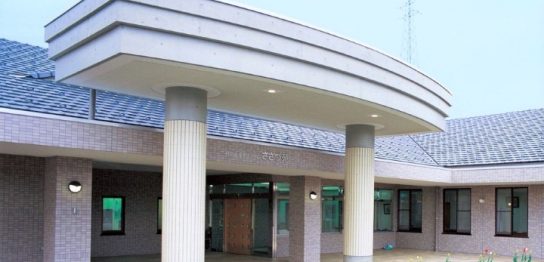 腰痛予防で職員の負担軽減！　離職防止にも効果あり-社会福祉法人 宣長康久会 ささづ苑-