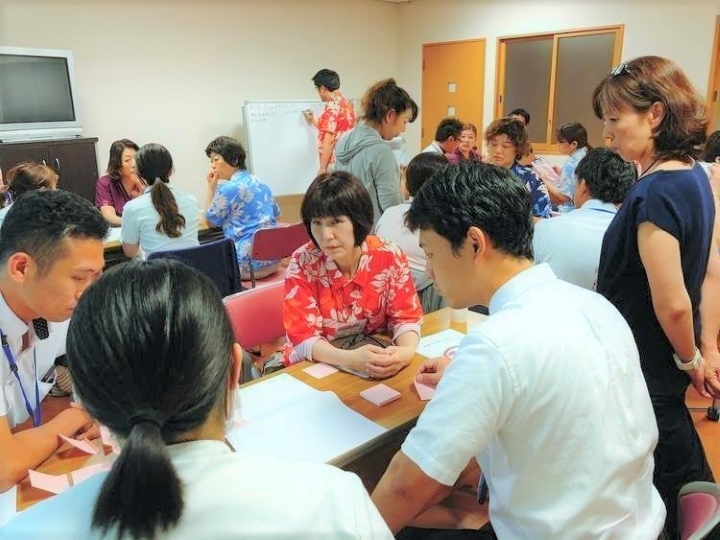 離職防止につながる 「チューター制度」で職員がともに育つ仕組みづくり-社会福祉法人明照会 あそか苑-